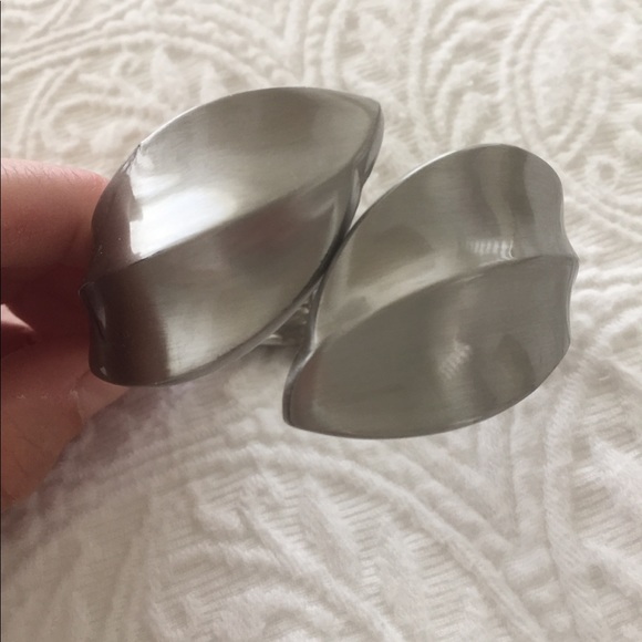 Trendy Silver Adjustable Cuff - Picture 2 of 4